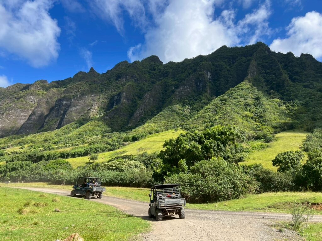 クアロアランチ ATV アクティビティ 風景